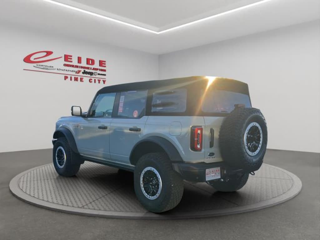 Used 2023 Ford Bronco Badlands SUV