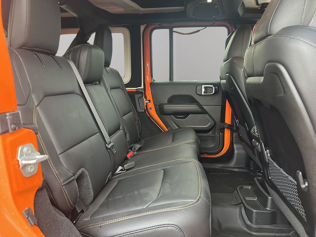 2025 Jeep Wrangler 4-Door Sahara - Photo 21