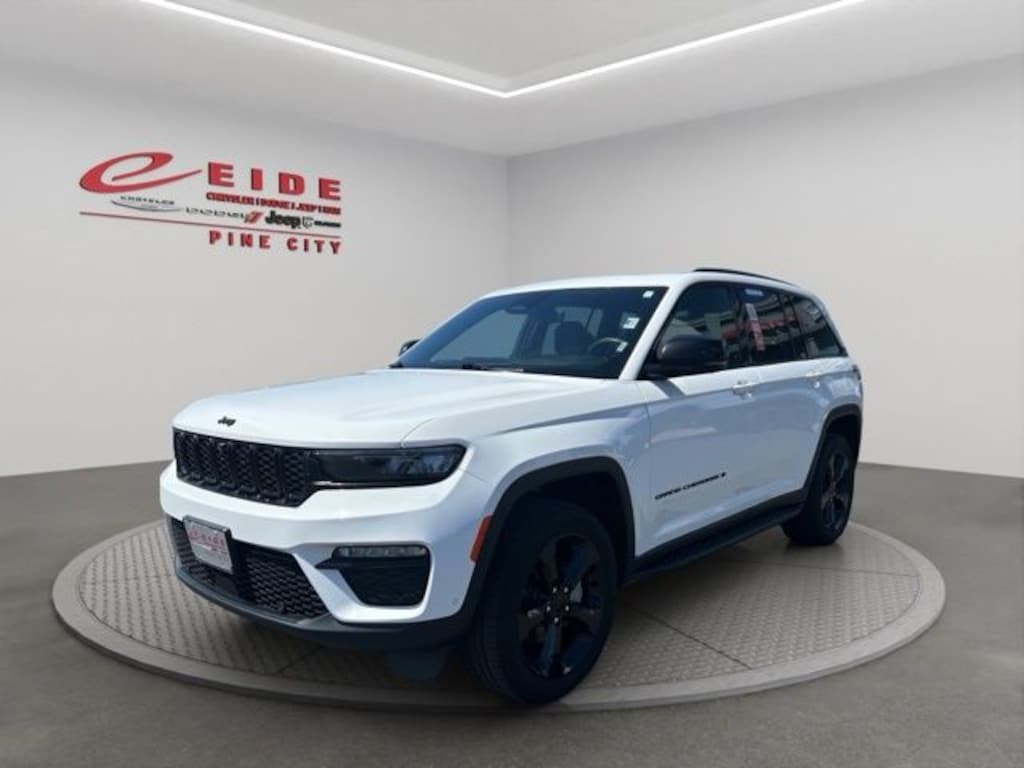 Used 2024 Jeep Grand Cherokee Limited SUV