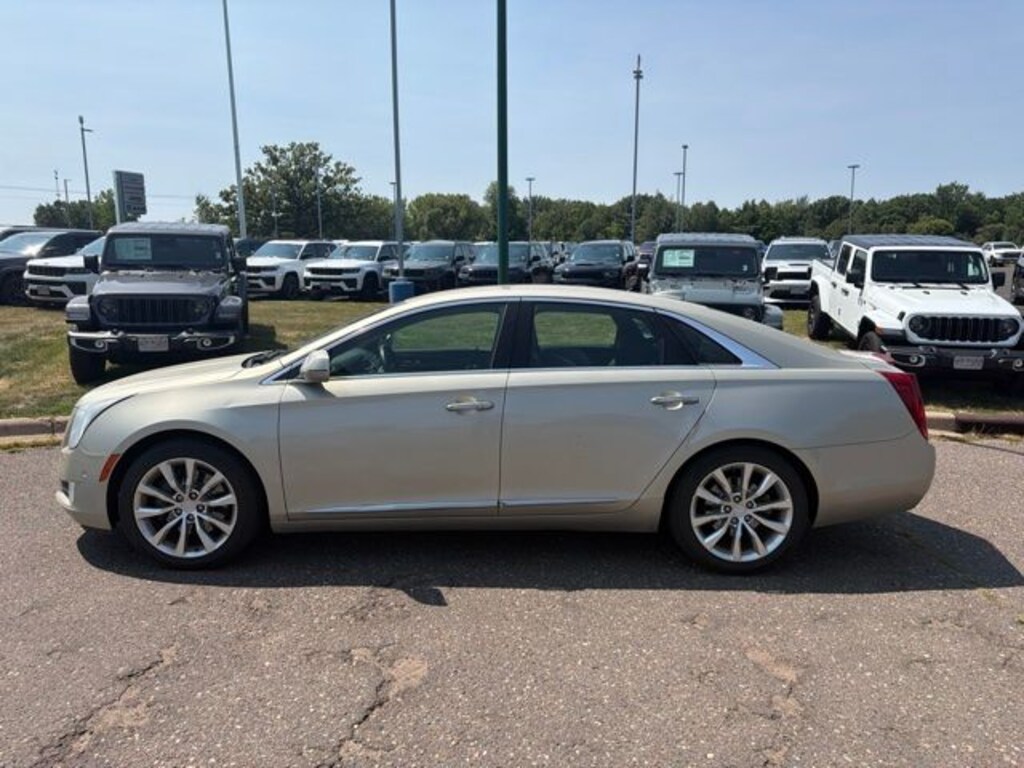 Used 2016 Cadillac XTS Luxury Sedan