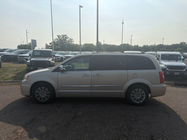 Used 2015 Chrysler Town & Country Touring-L with VIN 2C4RC1CG4FR610172 for sale in Pine City, MN