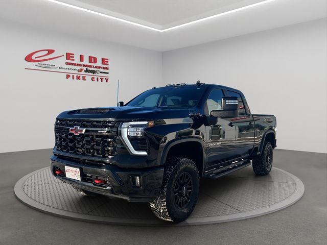 2024 Chevrolet Silverado 2500HD ZR2's photo