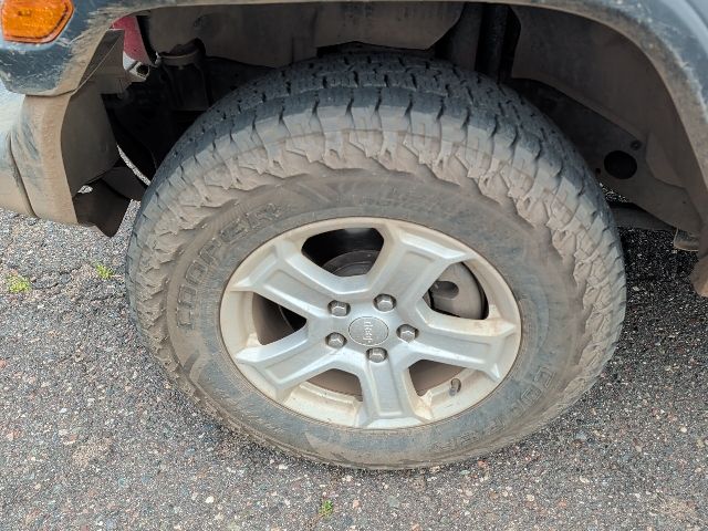 Used 2019 Jeep Wrangler Sport S with VIN 1C4GJXAG9KW552323 for sale in Pine City, Minnesota
