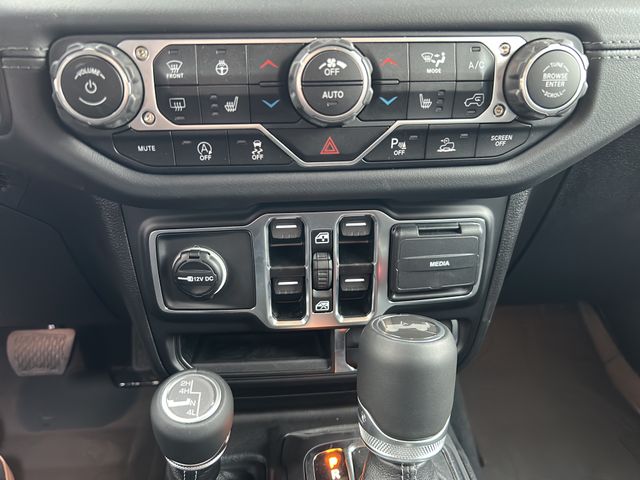 2025 Jeep Wrangler 4-Door Sahara - Photo 15