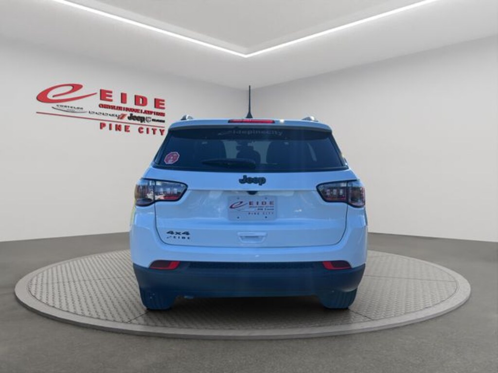 New 2026 Jeep Compass Altitude Sport Utility