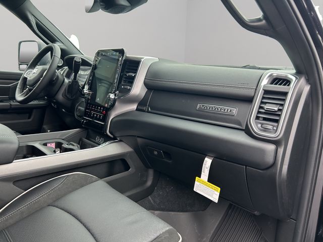 2026 RAM 3500 Laramie - Photo 26