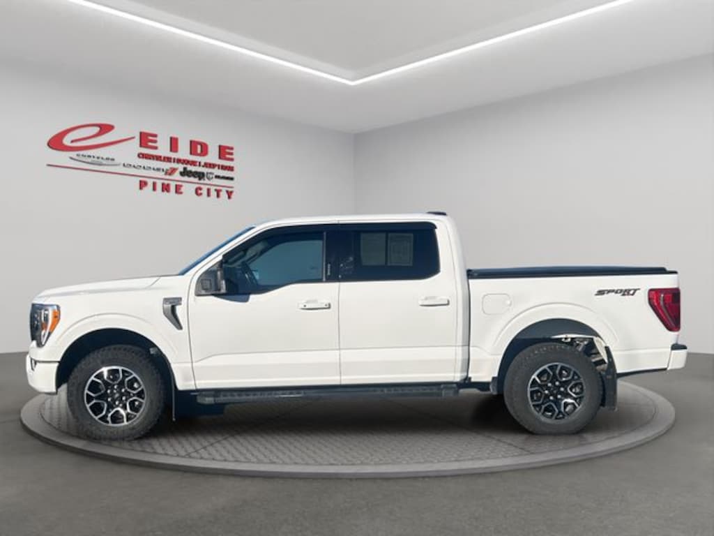 Used 2022 Ford F-150 XLT Truck SuperCrew Cab