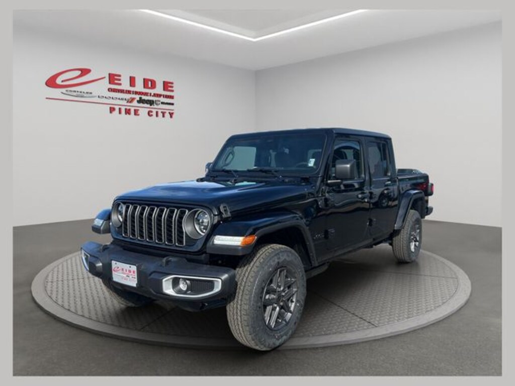 New 2026 Jeep Gladiator Sport S Pickup