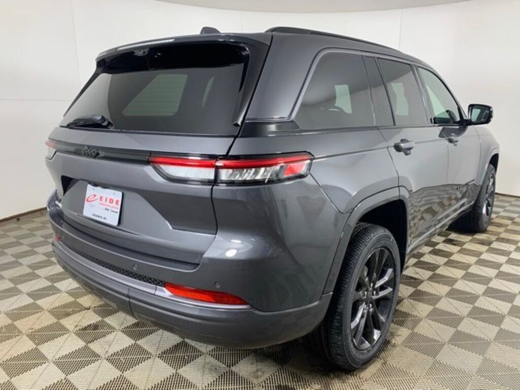 New 2026 Jeep Grand Cherokee Limited Reserve Sport Utility