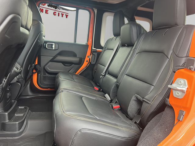 2025 Jeep Wrangler 4-Door Sahara - Photo 13