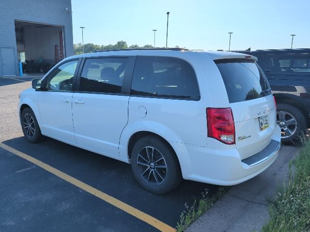 Used 2018 Dodge Grand Caravan GT Van Passenger Van
