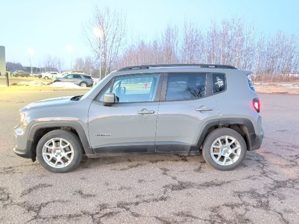 Used 2020 Jeep Renegade Latitude SUV