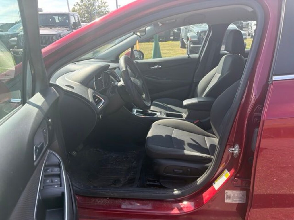 Used 2019 Chevrolet Cruze LT Sedan