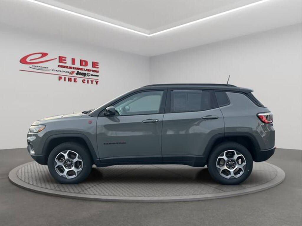 Used 2022 Jeep Compass Trailhawk SUV