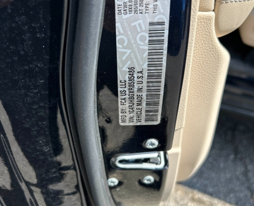 Used 2024 Jeep Grand Cherokee Limited SUV