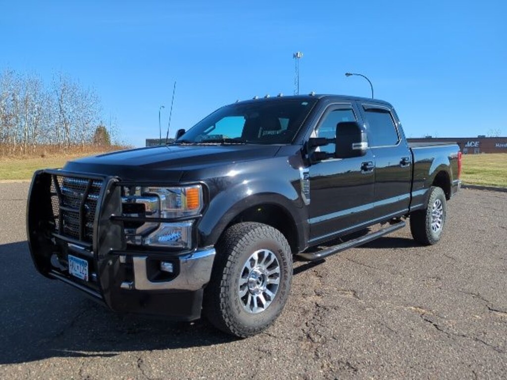 Used 2022 Ford F-250SD Lariat Truck Crew Cab
