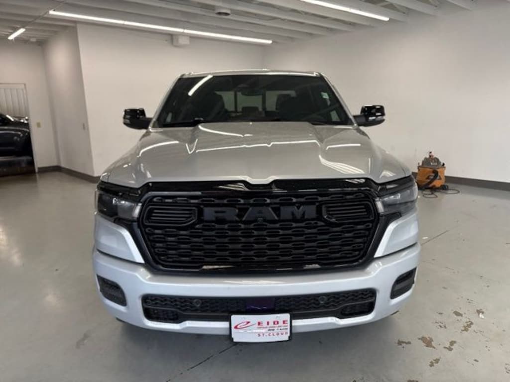 New 2026 Ram 1500 BIG HORN CREW CAB 4X4 5'7 BOX Pickup