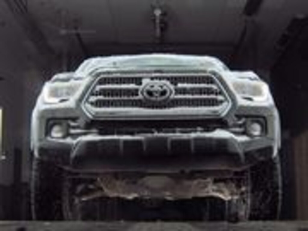 Used 2016 Toyota Tacoma TRD Off-Road Truck Access Cab
