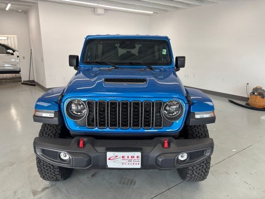 New 2026 Jeep Wrangler 4-DOOR RUBICON Sport Utility
