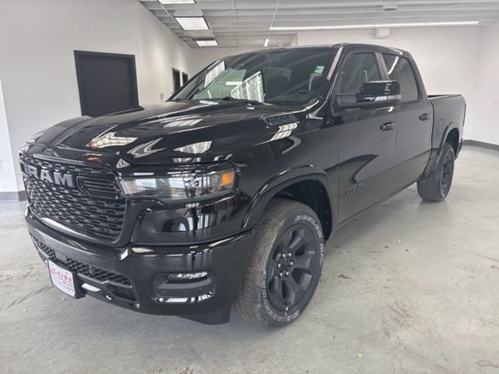 New 2026 Ram 1500 BIG HORN CREW CAB 4X4 5'7 BOX Pickup