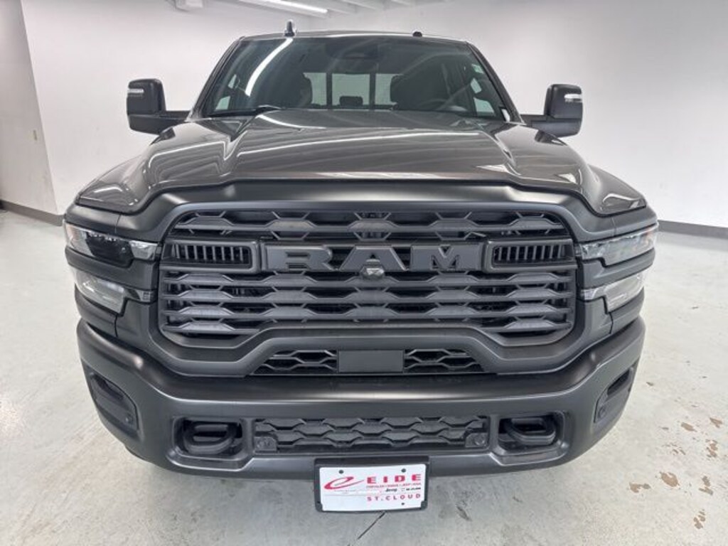 New 2026 Ram 2500 TRADESMAN CREW CAB 4X4 6'4 BOX Pickup