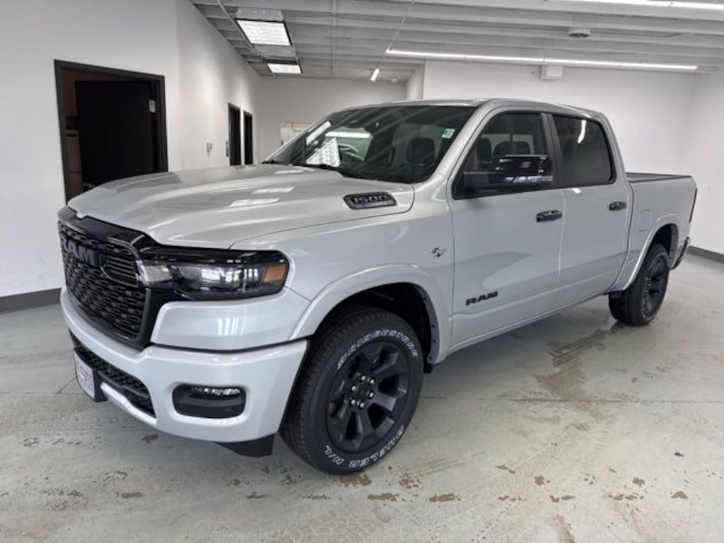 New 2026 Ram 1500 BIG HORN CREW CAB 4X4 5'7 BOX Pickup