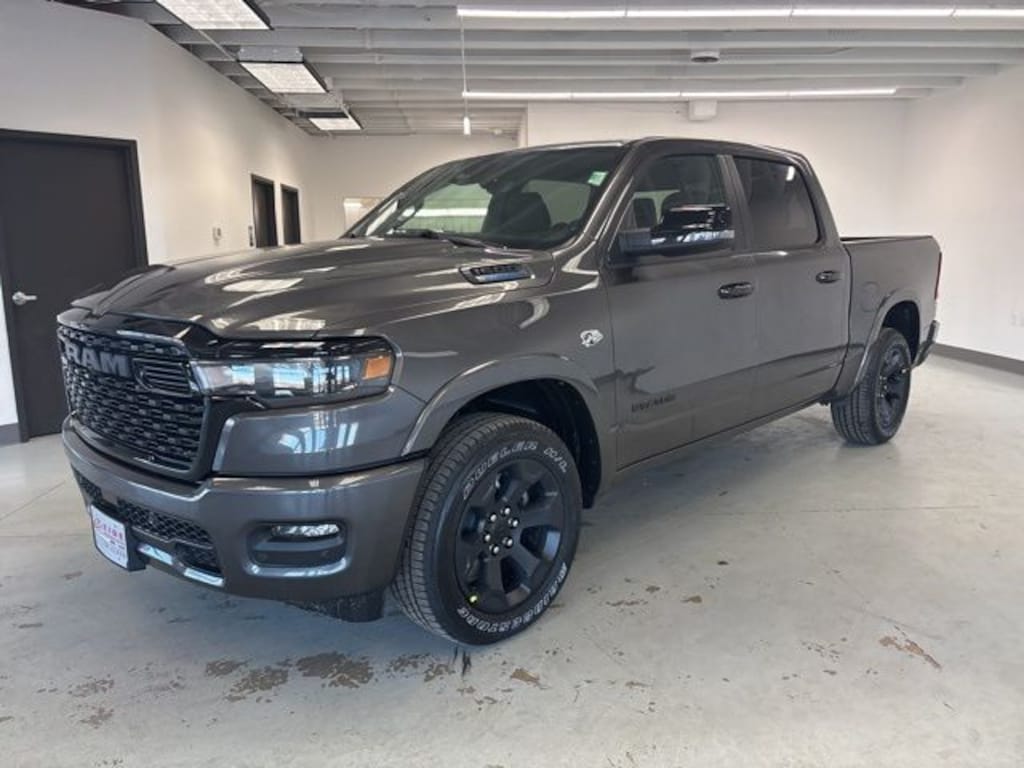 New 2026 Ram 1500 BIG HORN CREW CAB 4X4 5'7 BOX Pickup
