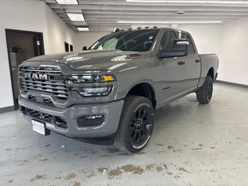 New 2026 Ram 2500 BIG HORN CREW CAB 4X4 6'4 BOX Pickup