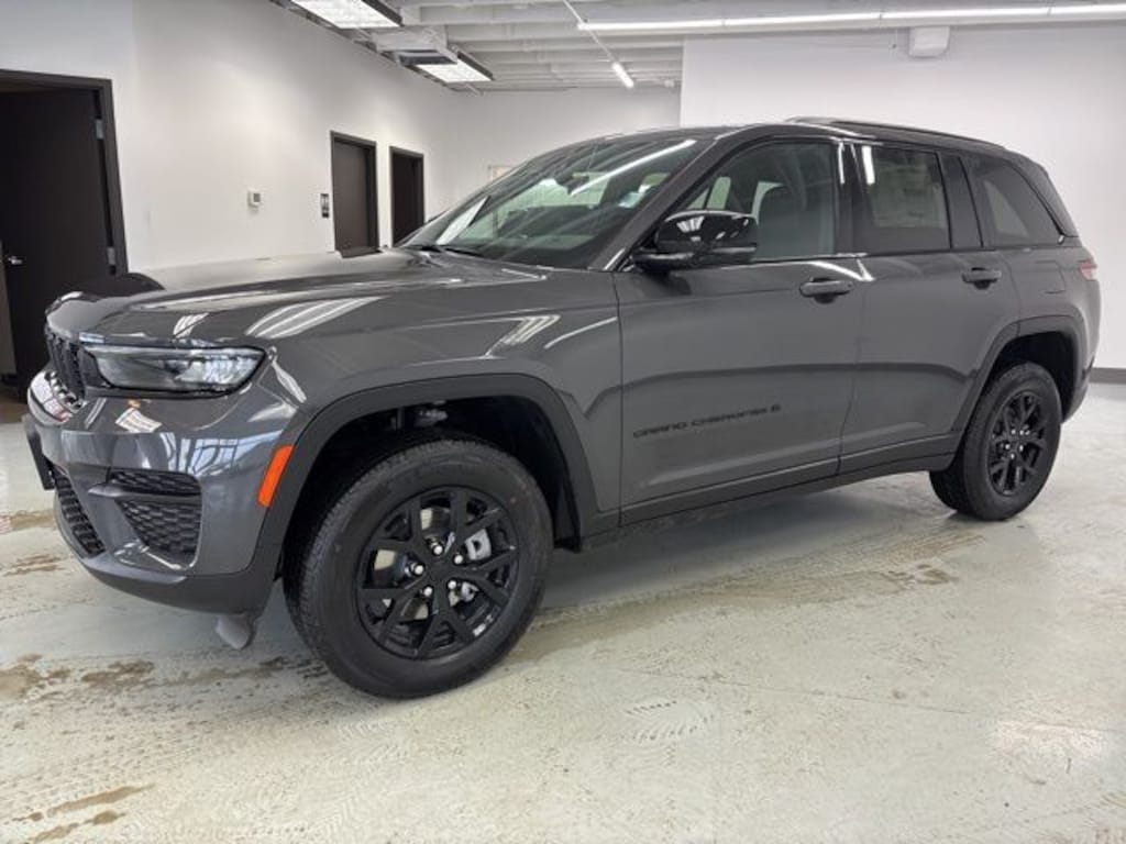 New 2025 Jeep Grand Cherokee ALTITUDE X 4X4 Sport Utility