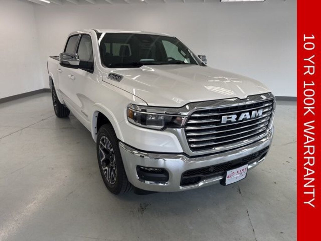 New 2026 Ram 1500 LARAMIE CREW CAB 4X4 5'7 BOX Pickup