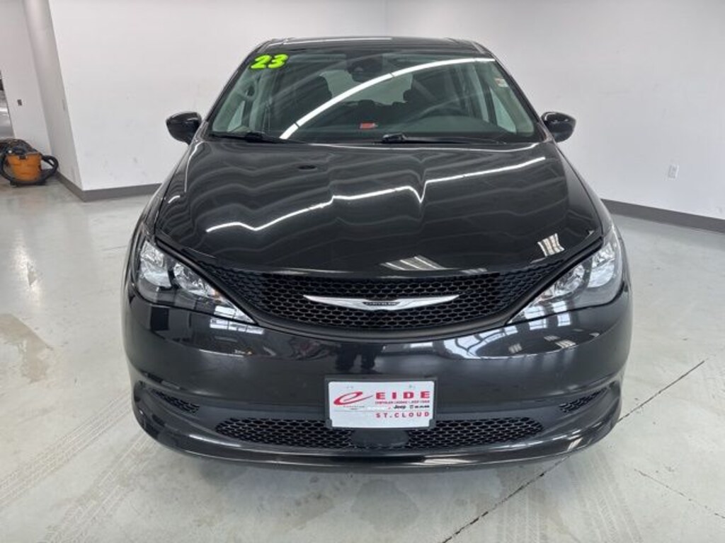 Used 2023 Chrysler Voyager LX Van Passenger Van