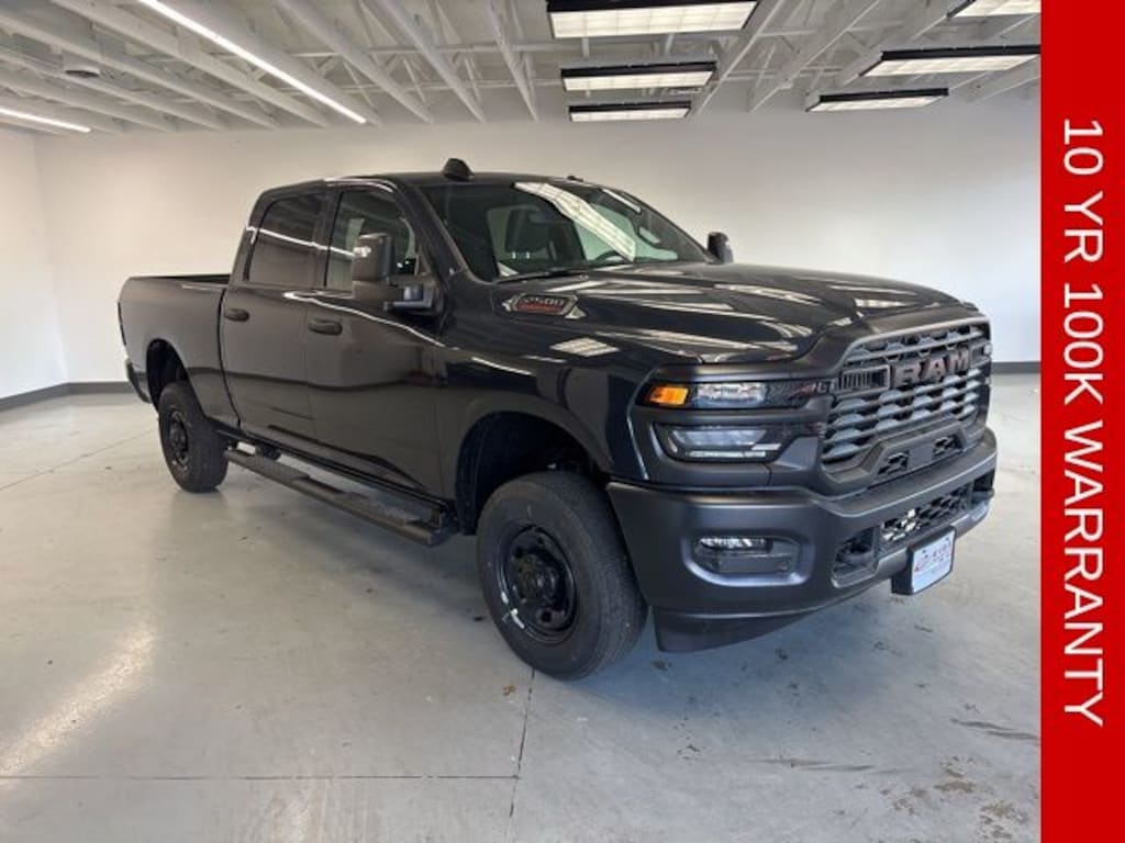 New 2026 Ram 2500 TRADESMAN CREW CAB 4X4 6'4 BOX Pickup