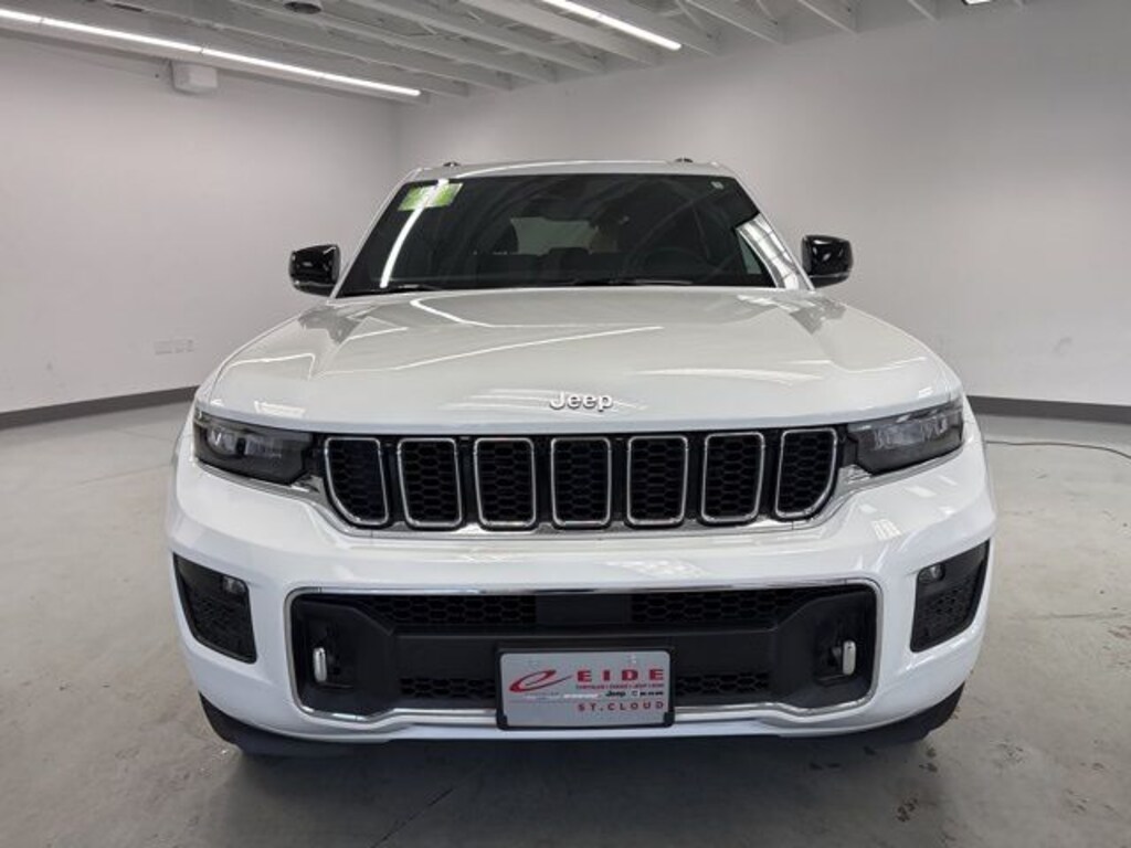 Used 2023 Jeep Grand Cherokee Overland SUV