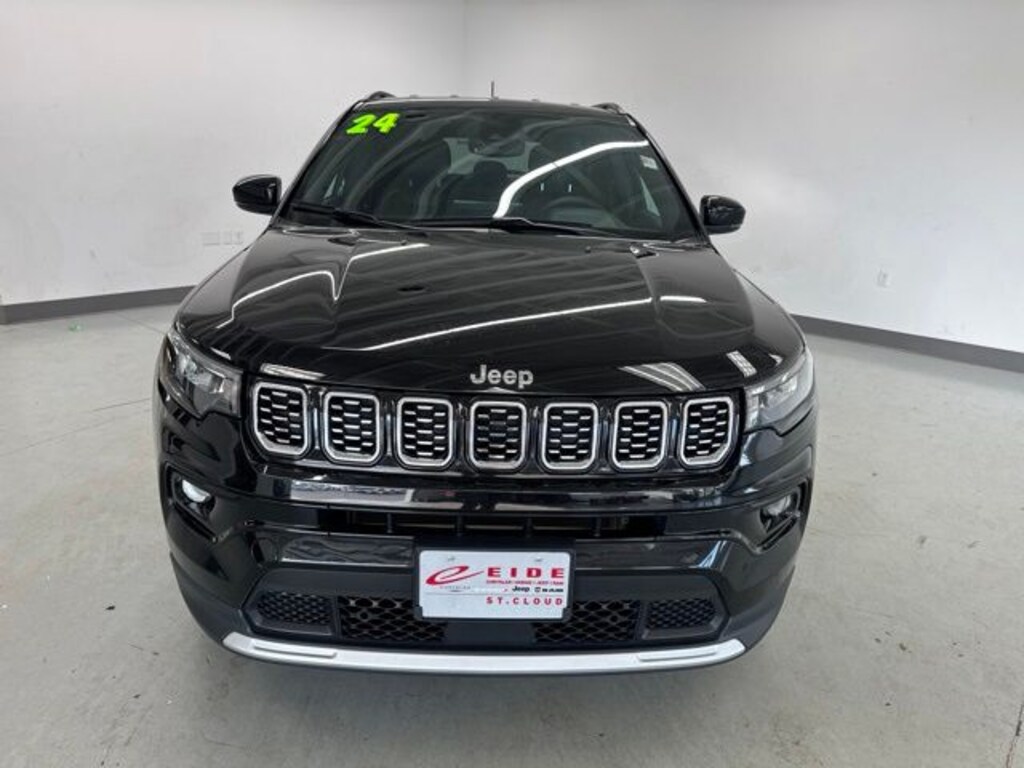 Used 2024 Jeep Compass Limited SUV