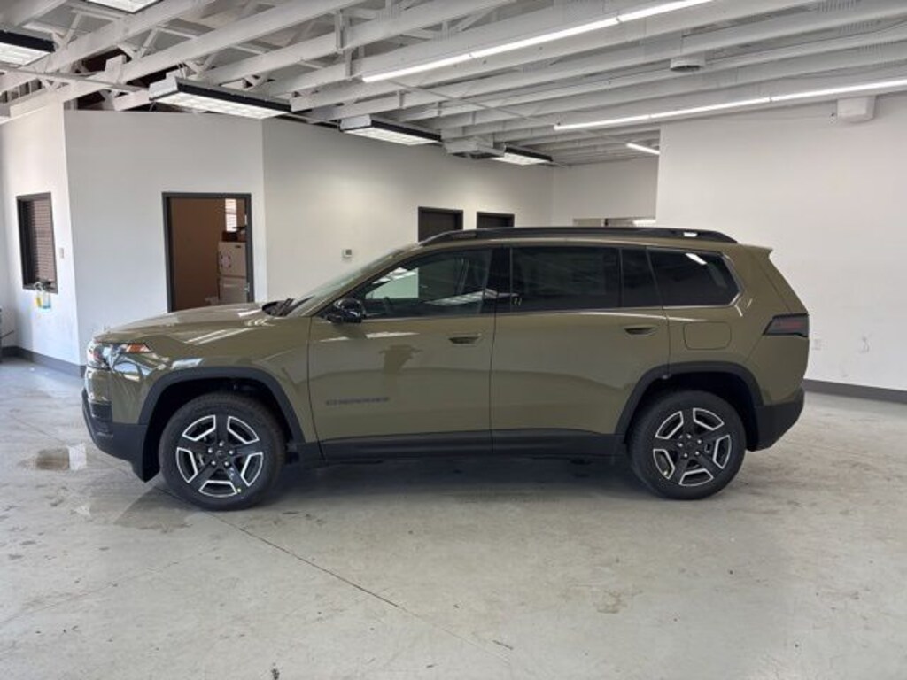 New 2026 Jeep Cherokee LAREDO 4X4 Sport Utility