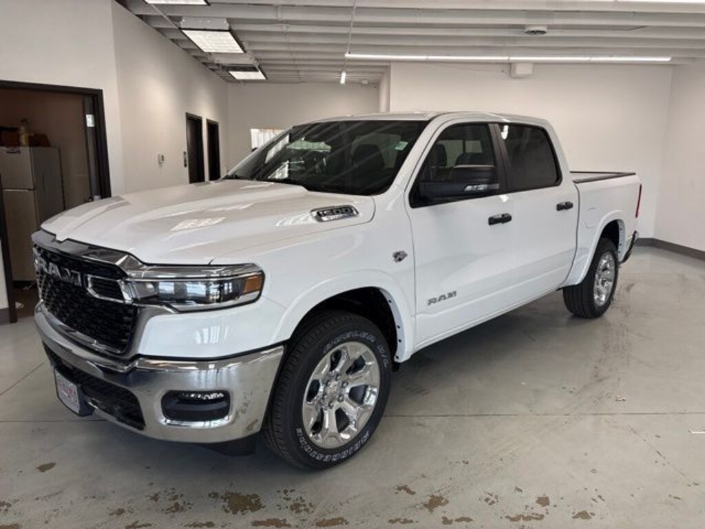 New 2026 Ram 1500 BIG HORN CREW CAB 4X4 5'7 BOX Pickup