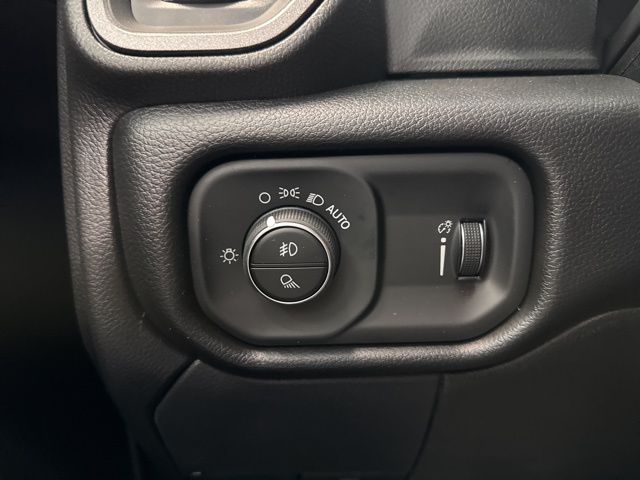 2026 RAM 2500 Tradesman - Photo 35