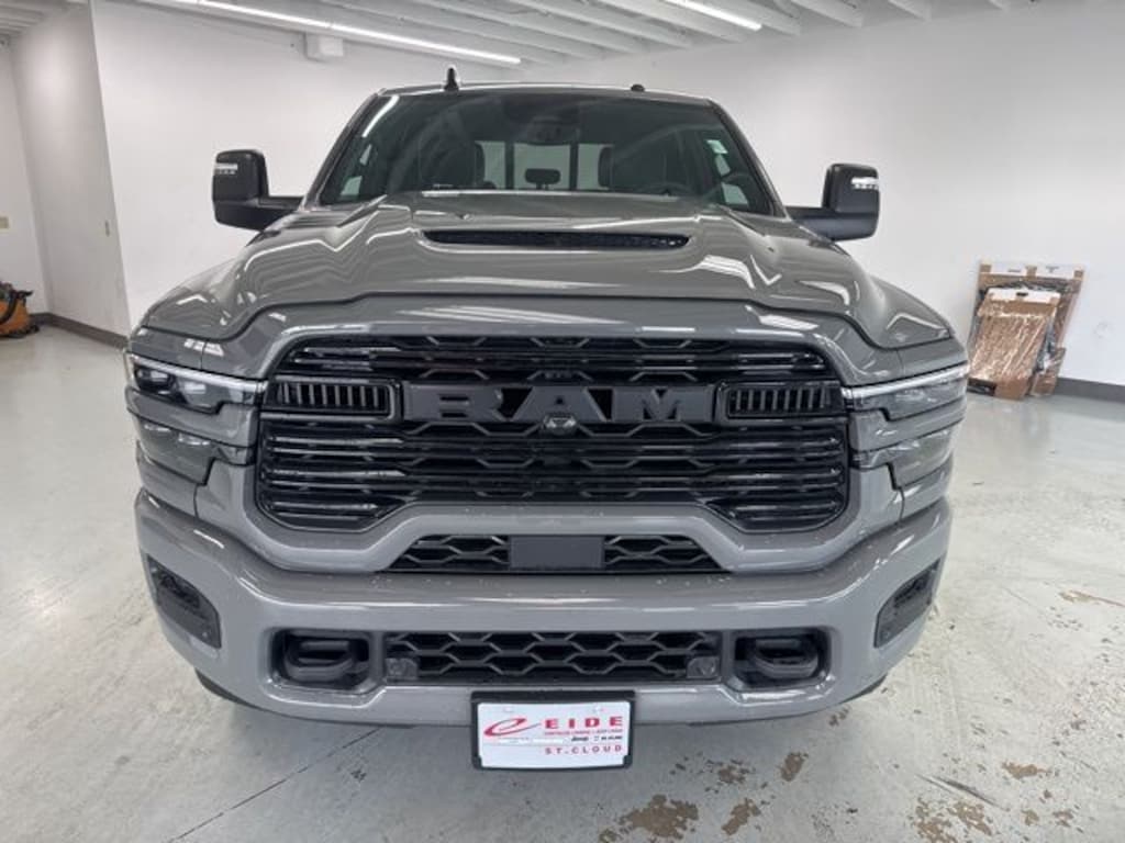 New 2026 Ram 2500 LARAMIE CREW CAB 4X4 6'4 BOX Pickup