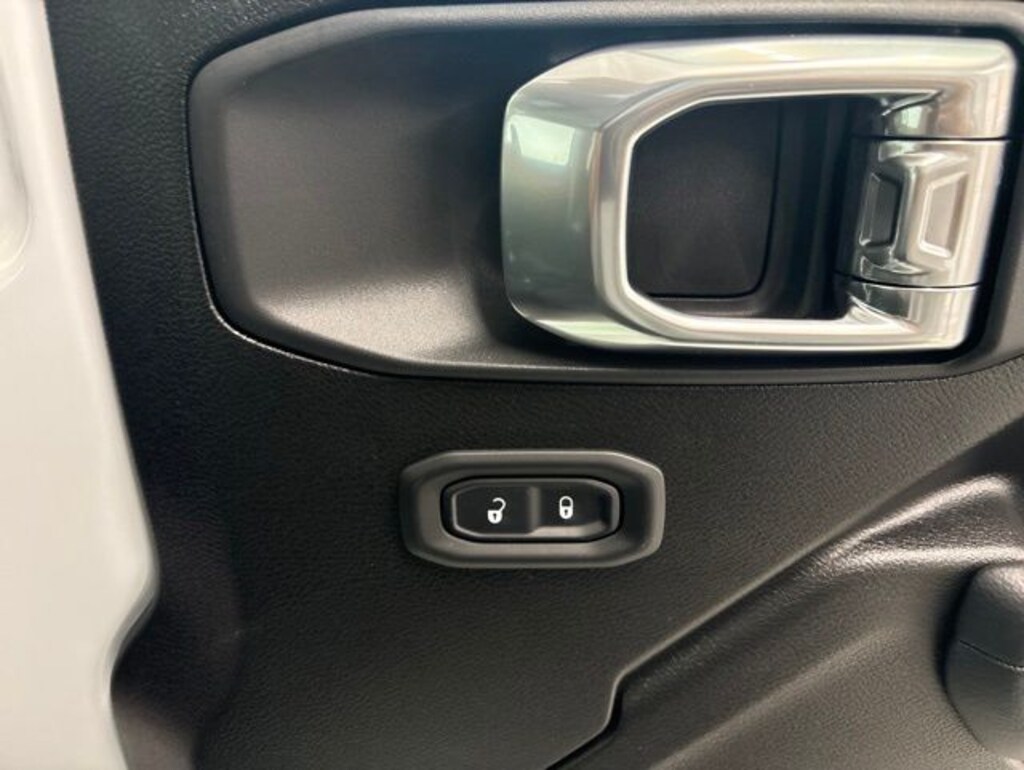 New 2026 Jeep Wrangler 4-DOOR SPORT S Sport Utility