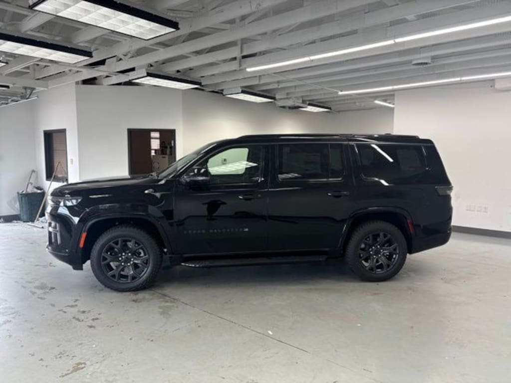 New 2026 Jeep Grand Wagoneer UPLAND 4X4 Sport Utility