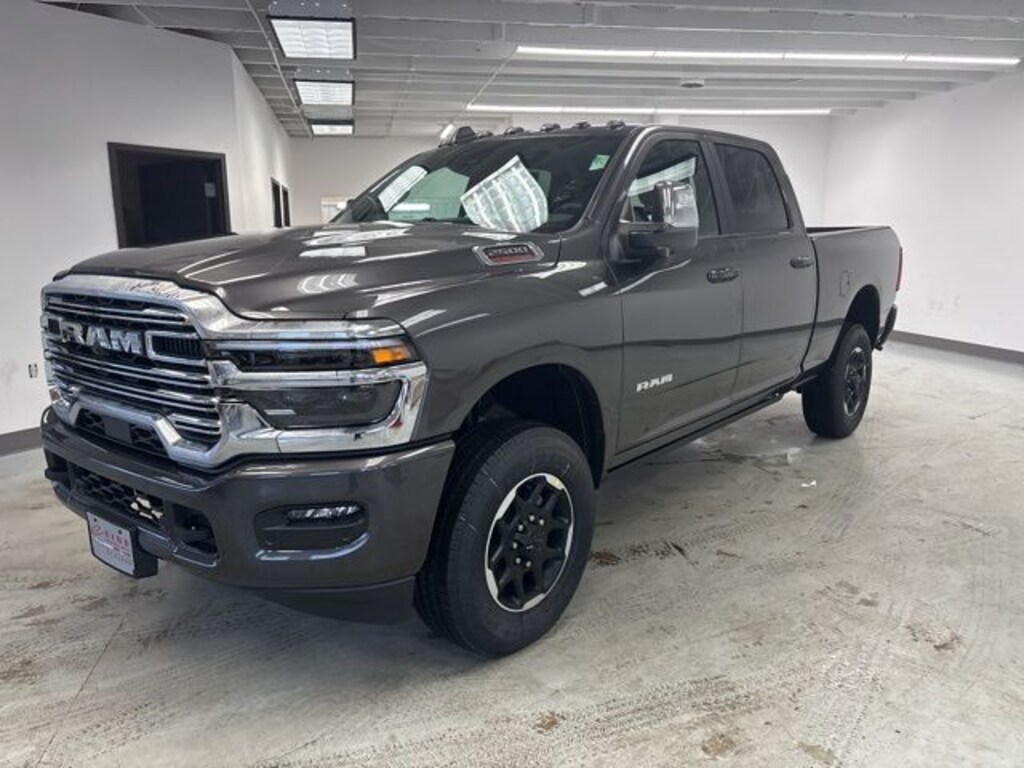 New 2026 Ram 2500 LARAMIE CREW CAB 4X4 6'4 BOX Pickup