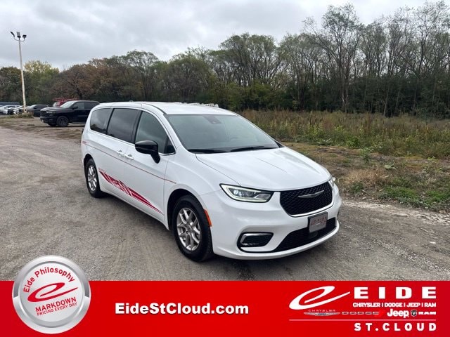 2025 Chrysler Pacifica