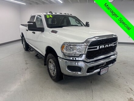2024 Ram 3500 Tradesman Truck Crew Cab