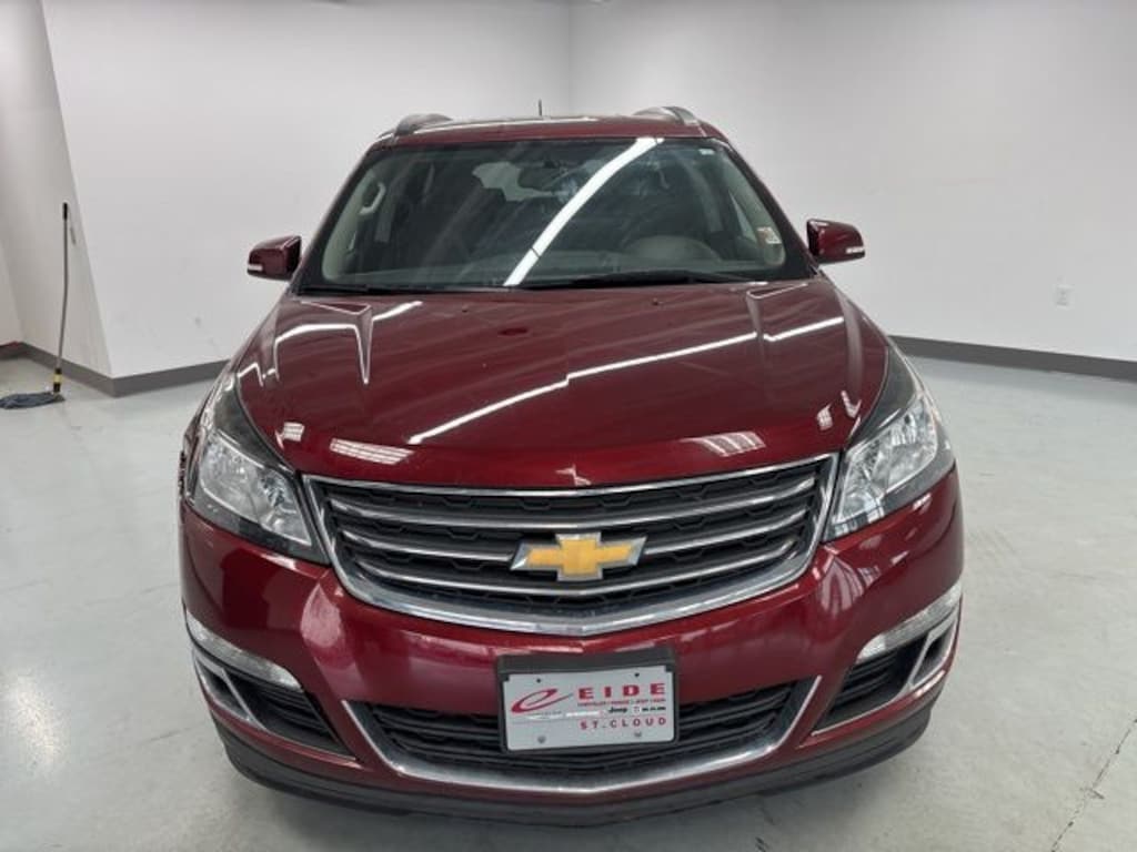Used 2017 Chevrolet Traverse LT SUV