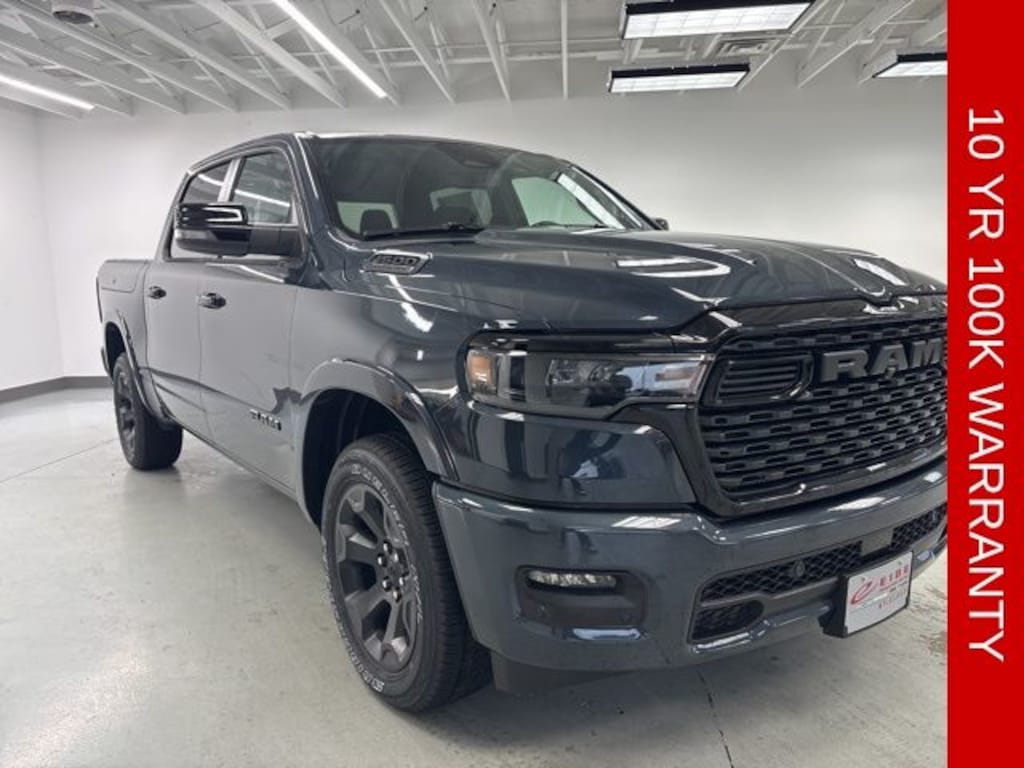 New 2026 Ram 1500 BIG HORN CREW CAB 4X4 5'7 BOX Pickup