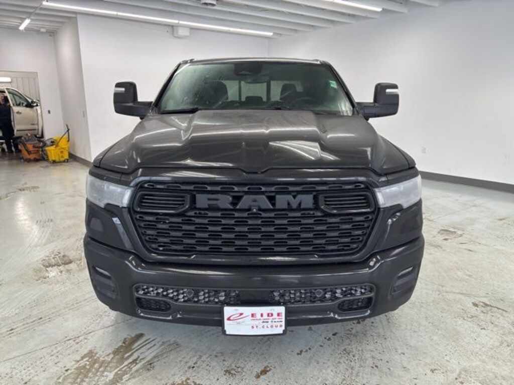 New 2026 Ram 1500 BIG HORN CREW CAB 4X4 5'7 BOX Pickup