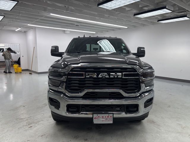 2026 RAM 2500 Tradesman - Photo 2