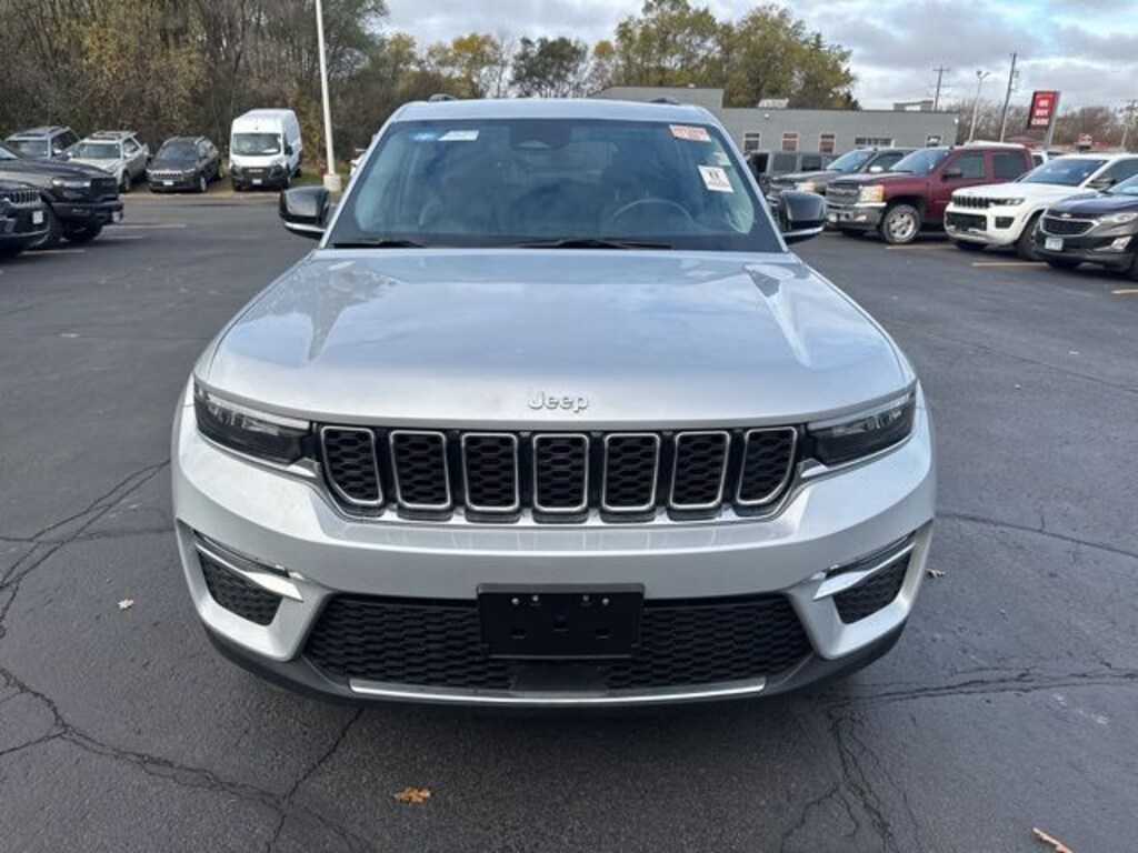Used 2022 Jeep Grand Cherokee Limited SUV