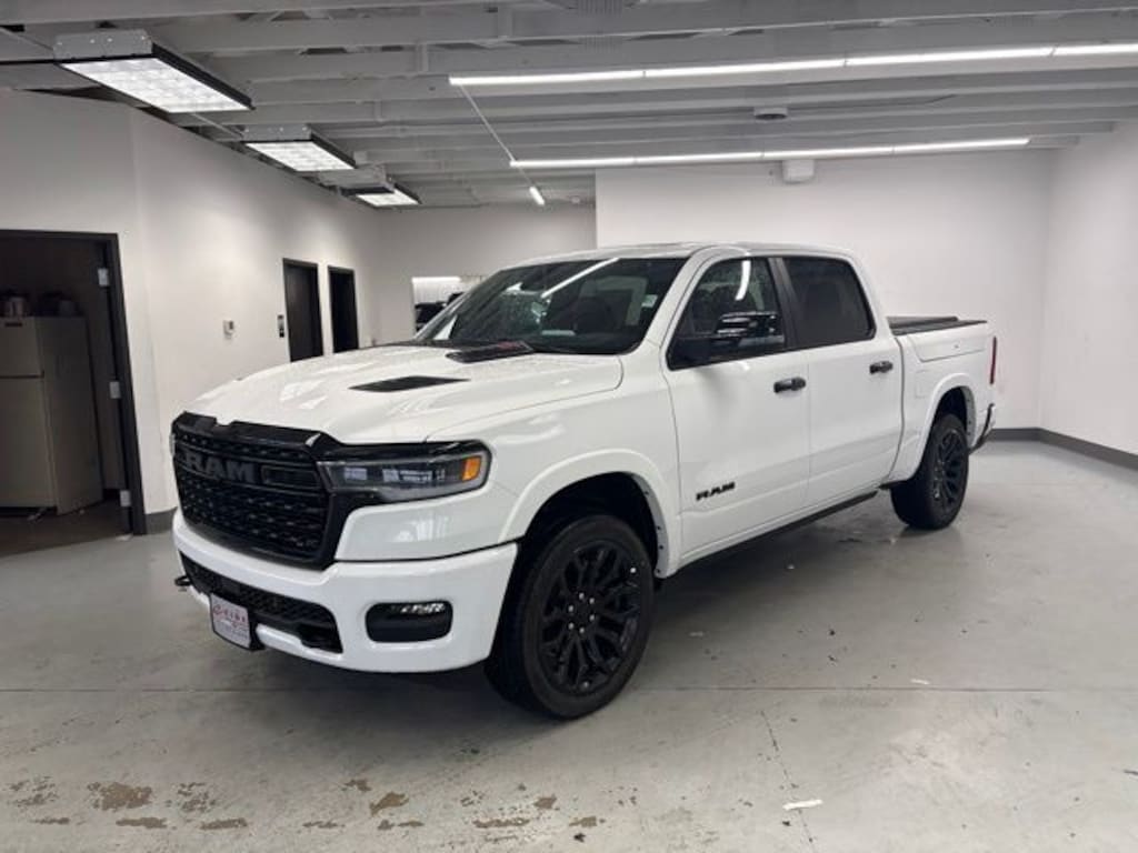 New 2026 Ram 1500 LIMITED CREW CAB 4X4 5'7 BOX Pickup