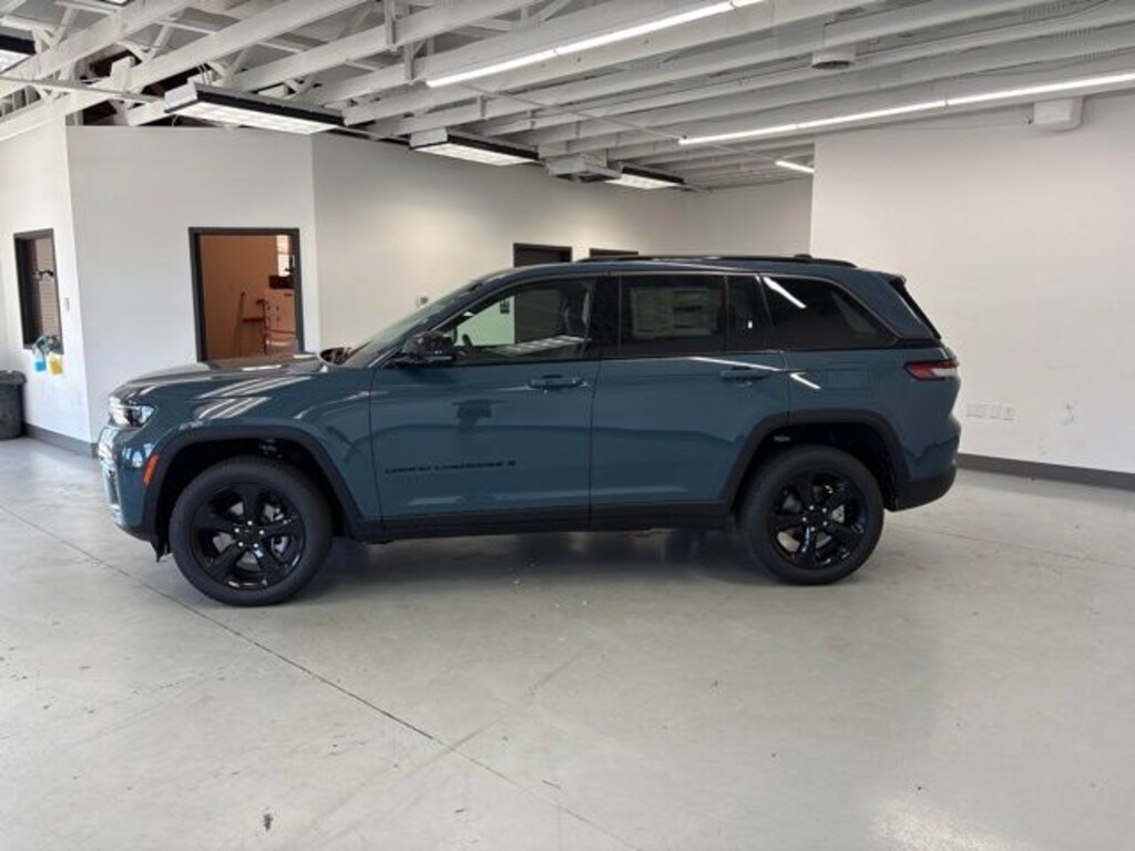 New 2026 Jeep Grand Cherokee LIMITED 4X4 Sport Utility